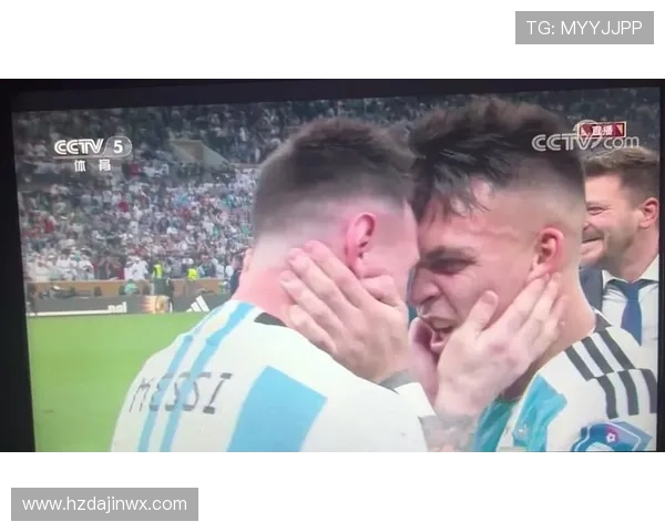 德保罗精准传中梅西头球攻门险些得手被门将神勇扑出